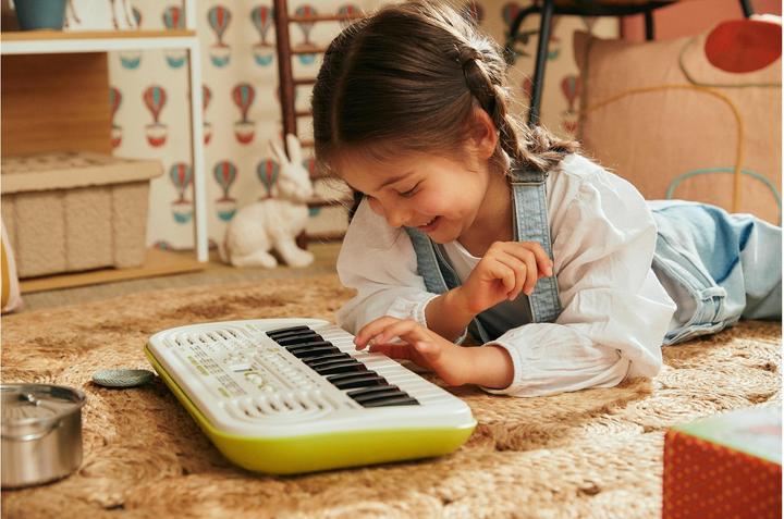 Actual product image Casio Keyboard SA-50 (32 Keys)