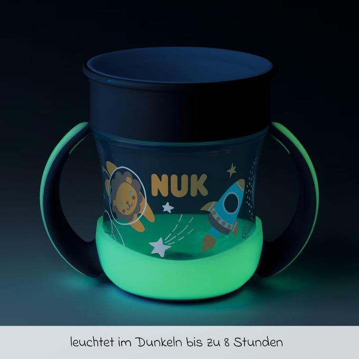 Produktbild NUK Mini Magic Cup Night, 160ml, einzigartiger Trinkrand, abdichtende Silikonscheibe, ab 6 Monaten (0.16 l)