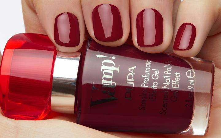 Immagine prodotto Pupa Milano Vamp! Smalto profumato rosso fuoco 205 (205, Smalto)