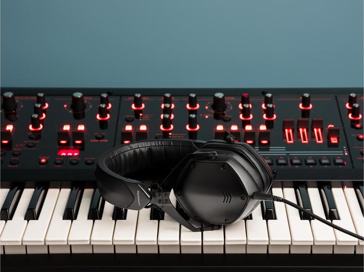 Actual product image V-Moda Crossfade M-200 (No noise cancelling, Cable)