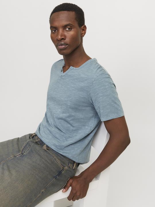 Actual product image Jack & Jones Jjesplit Neck Tee Ss Noos (XL)