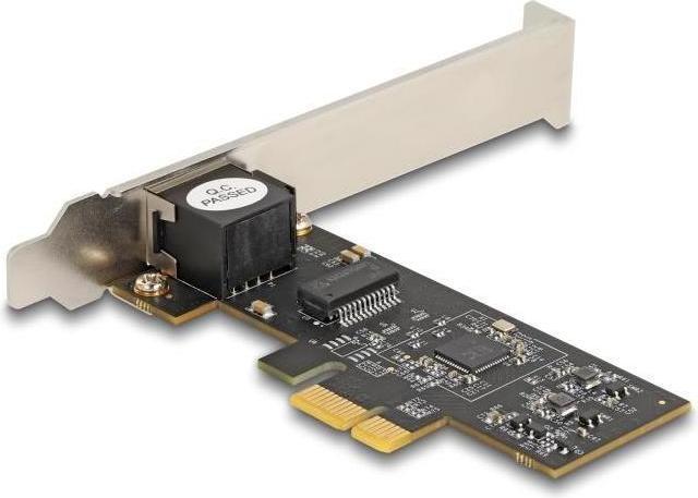Actual product image Delock PCI Express x1 card to 1 x external USB Type-C socket PD 30 W + 2 x external USB Type-A socket US