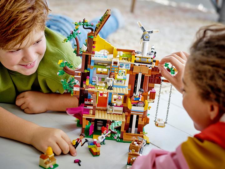 Produktbild LEGO Freundschaftsbaumhaus (41703, LEGO Friends)