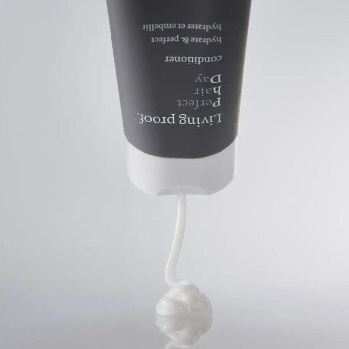 Image du produit Living Proof Perfect Hair Day (236 ml)