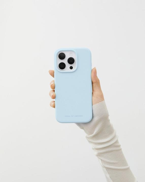 Image du produit iDeal Of Sweden Silicone Case (Apple iPhone 15 Pro)