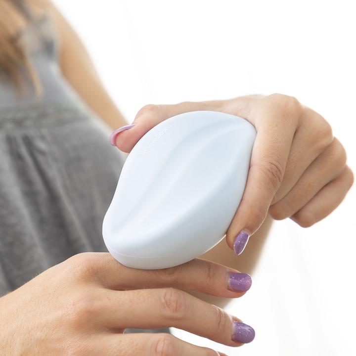 Actual product image InnovaGoods Exfoliating hair remover with nanocrystals