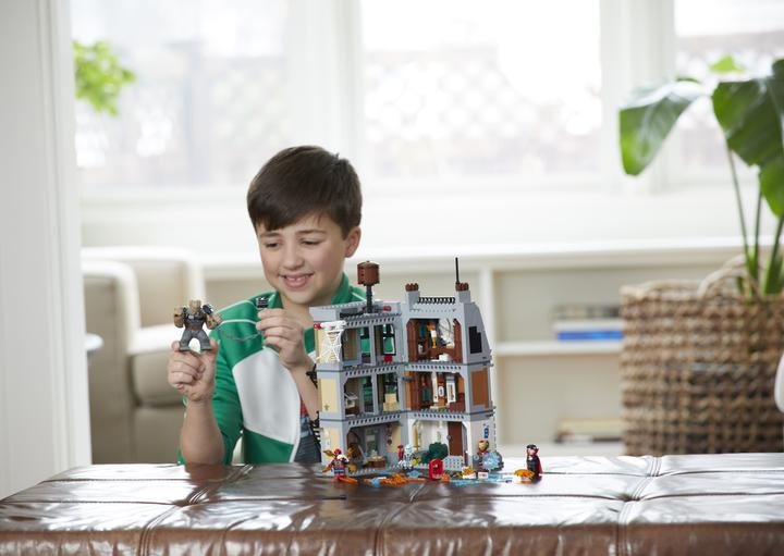 Actual product image LEGO Sanctum Sanctorum (76108, LEGO Marvel)