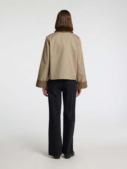 Produktbild Selected Femme Boxy Fit Kurzjacke (40)
