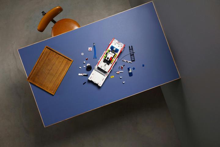 Image du produit LEGO S.O.S. Fantômes ECTO-1 (10274, LEGO Icons, LEGO difficiles à trouver)