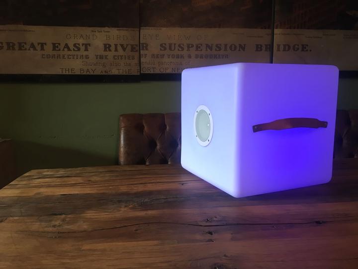 Immagine prodotto Nedis Cubo LED multicolore e altoparlante Bluetooth The.Cube (8 h)