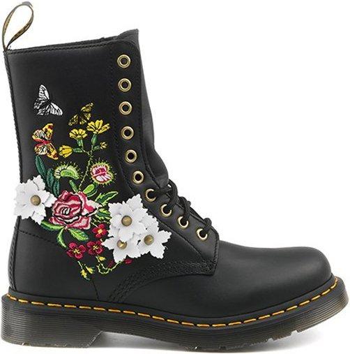 Actual product image Dr. Martens 1490 Bloom (38)