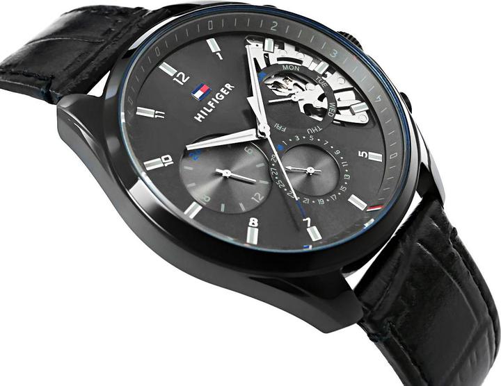 Actual product image Tommy Hilfiger Baker (Analogue wristwatch, 43 mm)