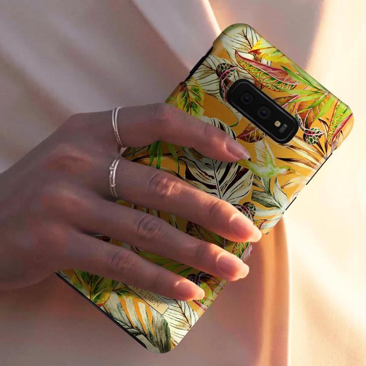 Produktbild iDeal Of Sweden Mango Jungle (Samsung Galaxy S10e)