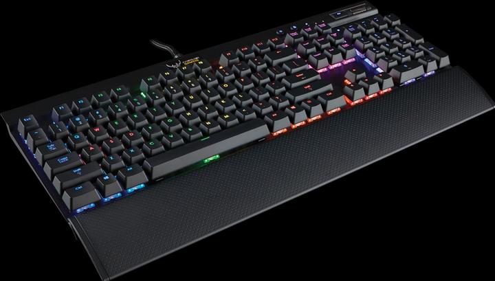 Actual product image Corsair Gaming K70 RGB (DE, Cable)