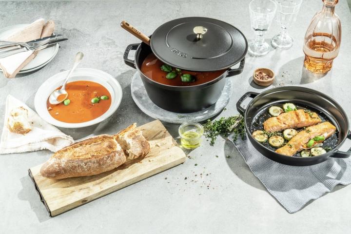Produktbild Staub Cocotte (24 cm, Bräter + Schmortopf, Gusseisen)