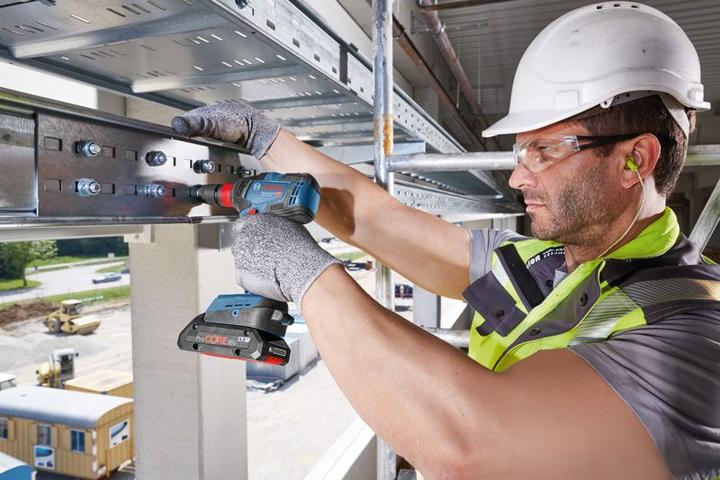 Actual product image Bosch Professional Combo kit set with 3 18V tools: GSB 18V-45, GDX 18V-200, GWS 18V-7, 2x 5.0Ah