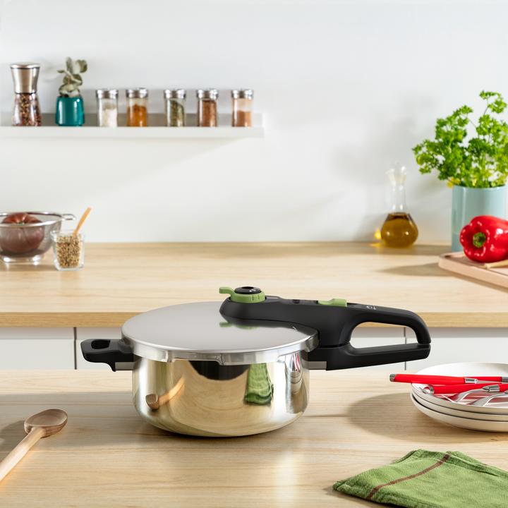 Produktbild Tefal Secure Trendy Schnellkochtopf (25 cm, Dampfkochtopf, Edelstahl)