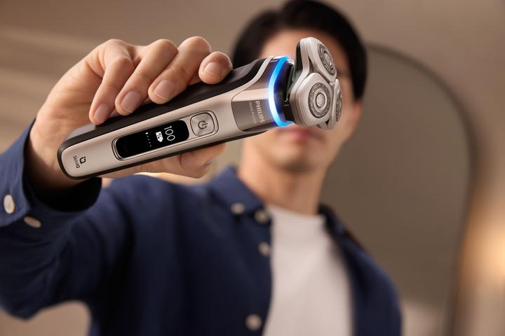 Actual product image Philips i9000 Prestige XP9204/30