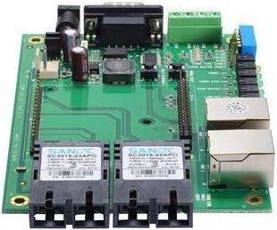 Produktbild Moxa EOM-104-FO EVALUATION KIT - Evaluierungskit mit einem EOM-104-FO Schaltmodul und einem Evaluation Bo