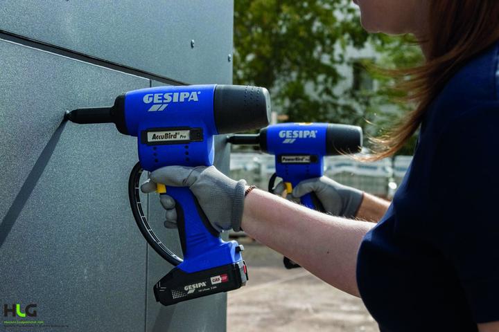 Actual product image Gesipa AccuBird Pro battery-operated blind riveter, type: CAS
