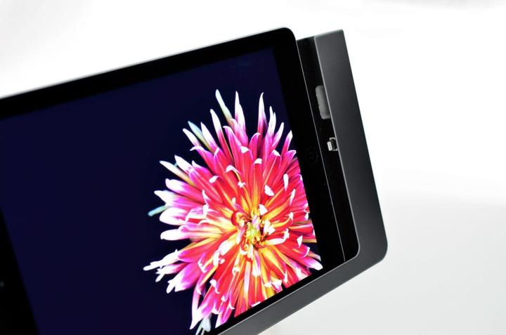 Produktbild Viveroo Wandhalteurng free DarkSteel für iPad Pro 12.9 (Gen. 3/4/5)