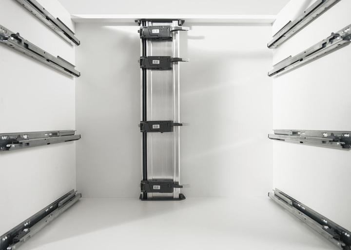 Actual product image Blum Servo-Drive carrier profile (1 pcs.)