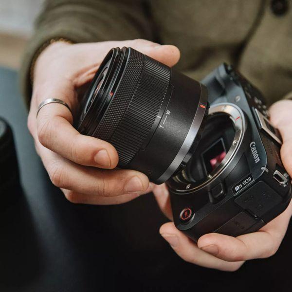 Produktbild Canon EOS R50V Gehäuse (24.20 Mpx, APS-C / DX)