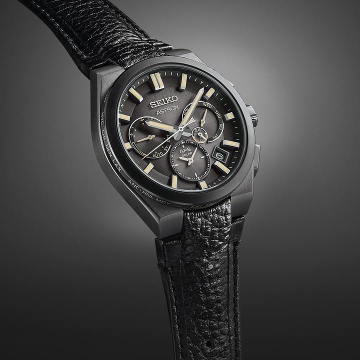 Produktbild Seiko Astron GPS Solar Dual Time Resident Evil Death Island Limited Edition (Analoguhr, 43 mm)