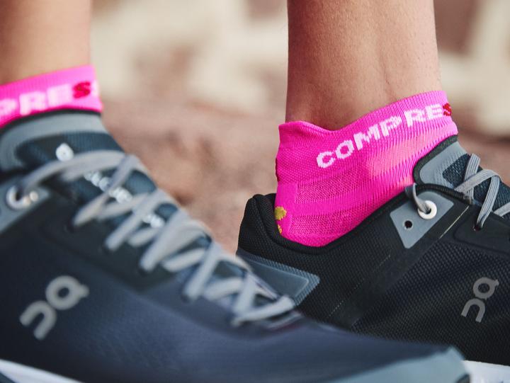 Produktbild Compressport Pro Racing Socks v4.0 Ultralight Run Low (42 - 44)