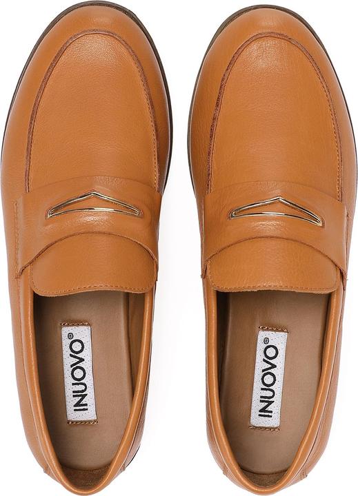 Actual product image Inuovo Simple and versatile to combine, this stylish and classic slip-on shoe from (37)