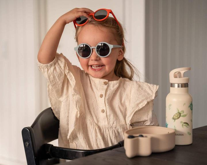Actual product image Filibabba Kids sunglasses in recycled plastic - Pearl Blue