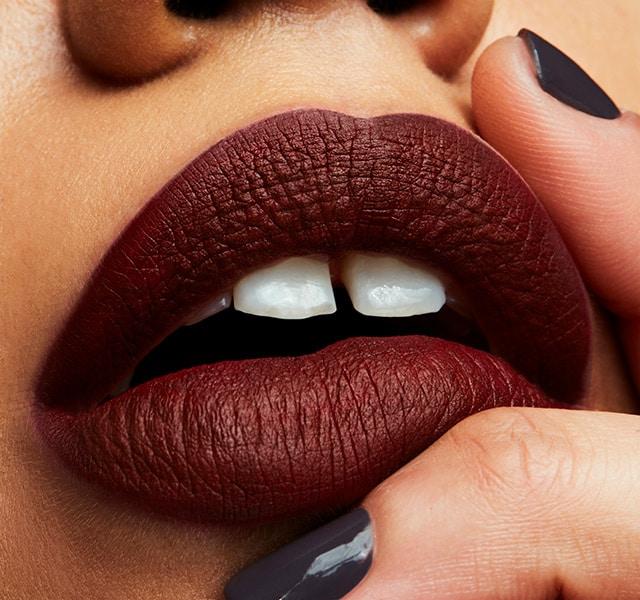 Actual product image MAC Cosmetics Retro Matte Liquid Lipcolour (Carnivorous)