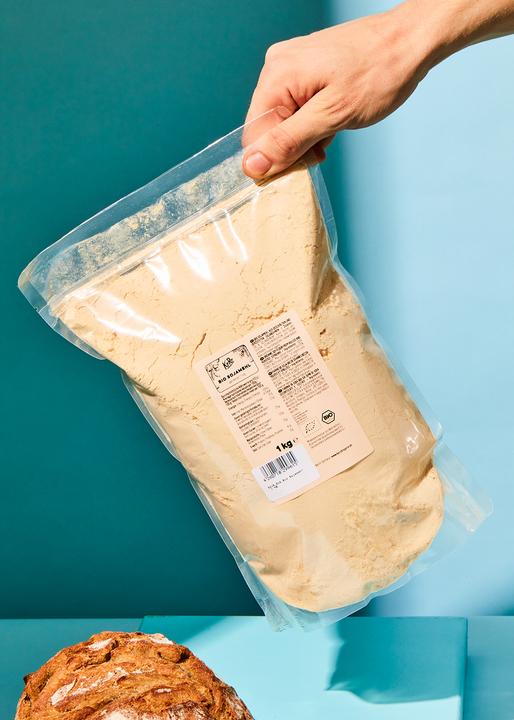Produktbild KoRo Bio Sojamehl aus geschälten und gerösteten Sojabohnen (1000 g)