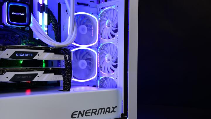 Produktbild Enermax PC-Lüfter SquA RGB White 3er-Pack mit RGB Control Box (120 mm, 3 x)