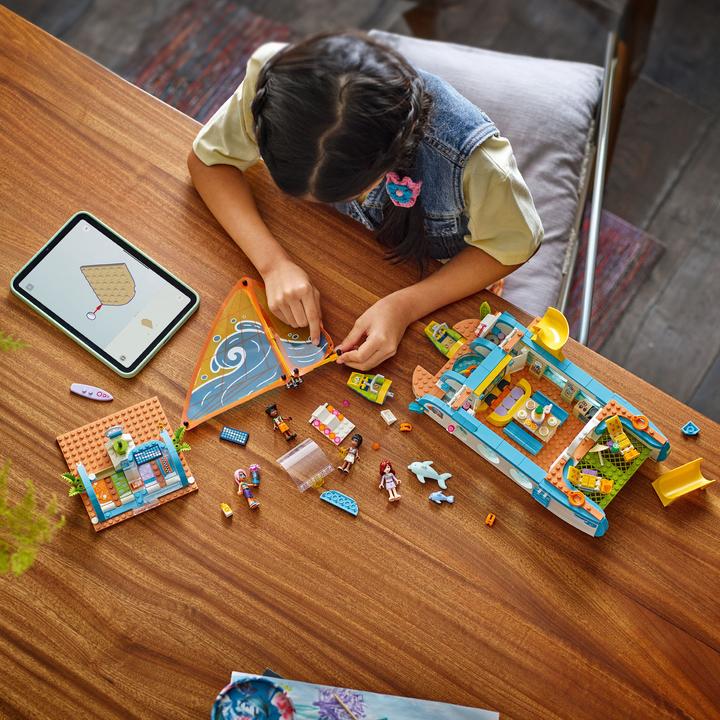 Actual product image LEGO Segelabenteuer (42664, LEGO Friends)