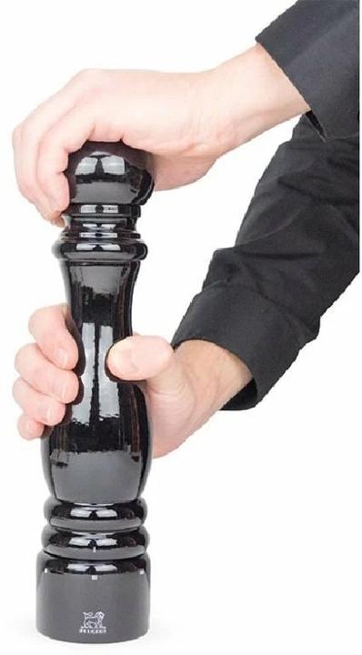 Actual product image Peugeot Paris pepper mill black lacquered (Pepper)