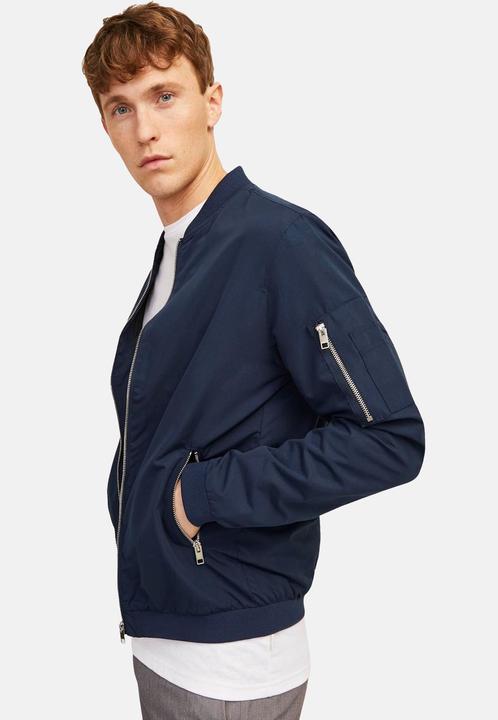 Actual product image Jack & Jones Rush (L)