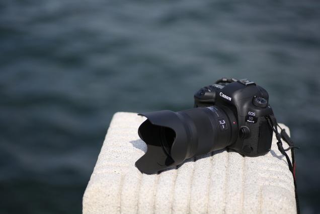 Actual product image Tokina Opera 50mm 1.4 FF, Canon (Canon EF, full size)