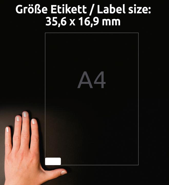 Actual product image Avery Universal labels