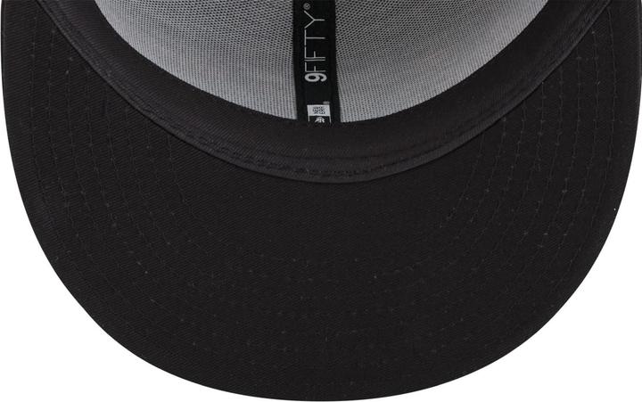 Actual product image New Era 9FIFTY Snapback Cap - Champions Chicago Bulls - S/M (S/M)
