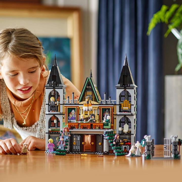 Produktbild LEGO Landsitz der Familie Malfoy (76453, LEGO Harry Potter)