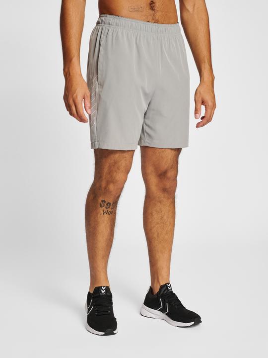 Produktbild hummel hmlTE BASE WOVEN SHORTS (M)