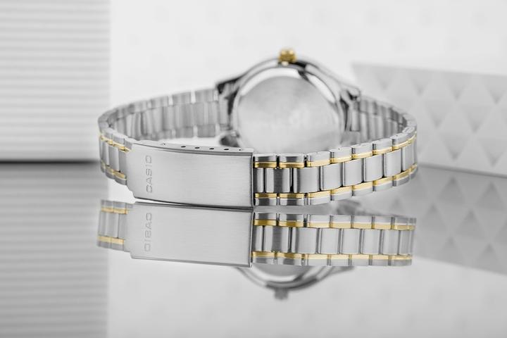 Actual product image Casio Ladies' watch LTP-1128G-9ARDF + BOX