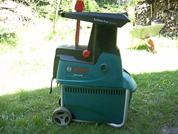 Produktbild Bosch Home & Garden Axt 23 Tc