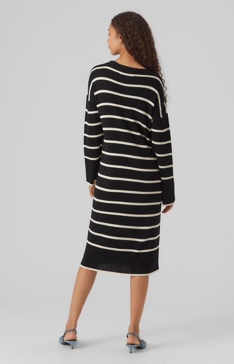 Actual product image Vero Moda Loose fit Round neck Ribbed cuffs Drop shoulder Midi dress Knitted dress (S)