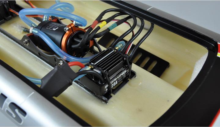 Actual product image Amewi Racing catamaran Genesis 6S