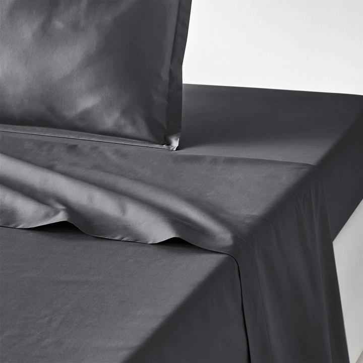 Gris carbone