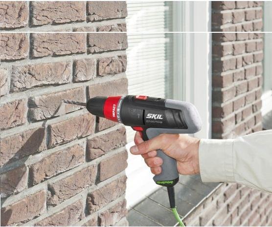 Immagine prodotto Skil Trapano a percussione 6225 AA (0,9 A, cavo 6 m, velocità di impatto 0 - 5200 / 20800 /min. (Corrente elettrica)