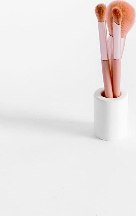 Actual product image Stonea Lilla toothbrush holder