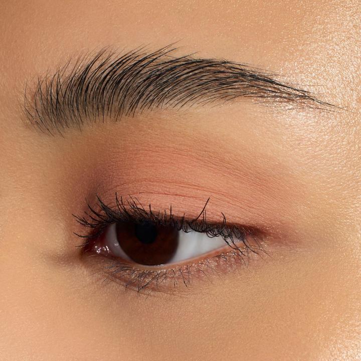 Produktbild essence matte liquid eyeshadow (01 Bare Bliss)